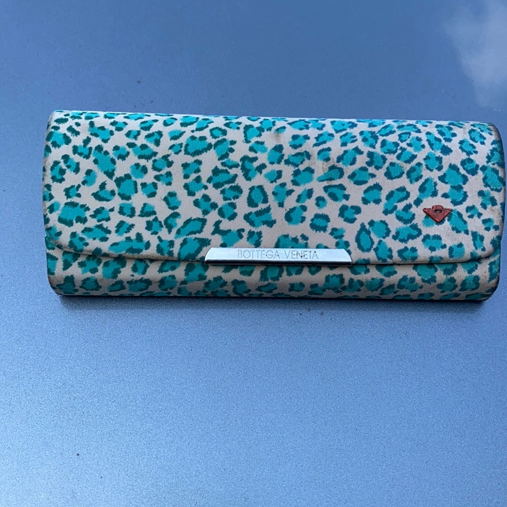 VINTAGE BOTTEGA VENETA ITALIAN SNAP EYEWEAR CASE
